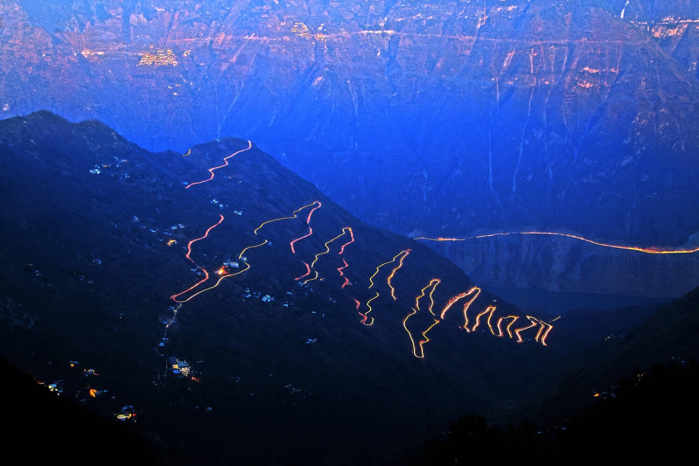 雷依然《山路十八湾》