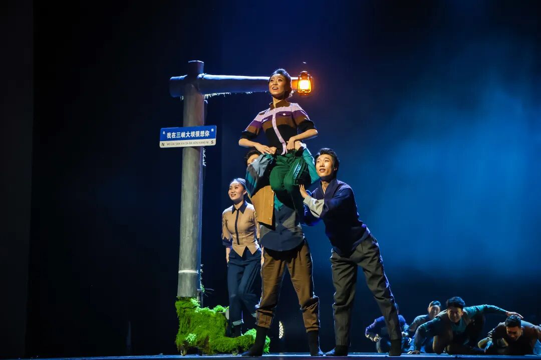 第二稿《峡之光》获得第五届湖北艺术节优秀群众文艺“十佳精品”作品 (2).jpg